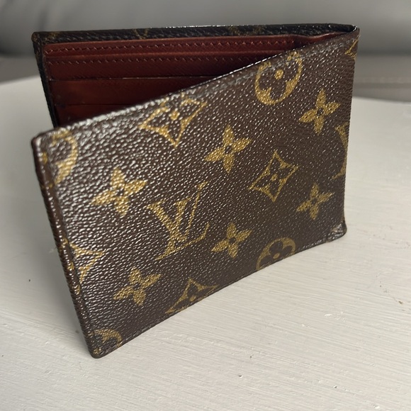 Vintage Vuitton Bifold wallet - Picture 2 of 13